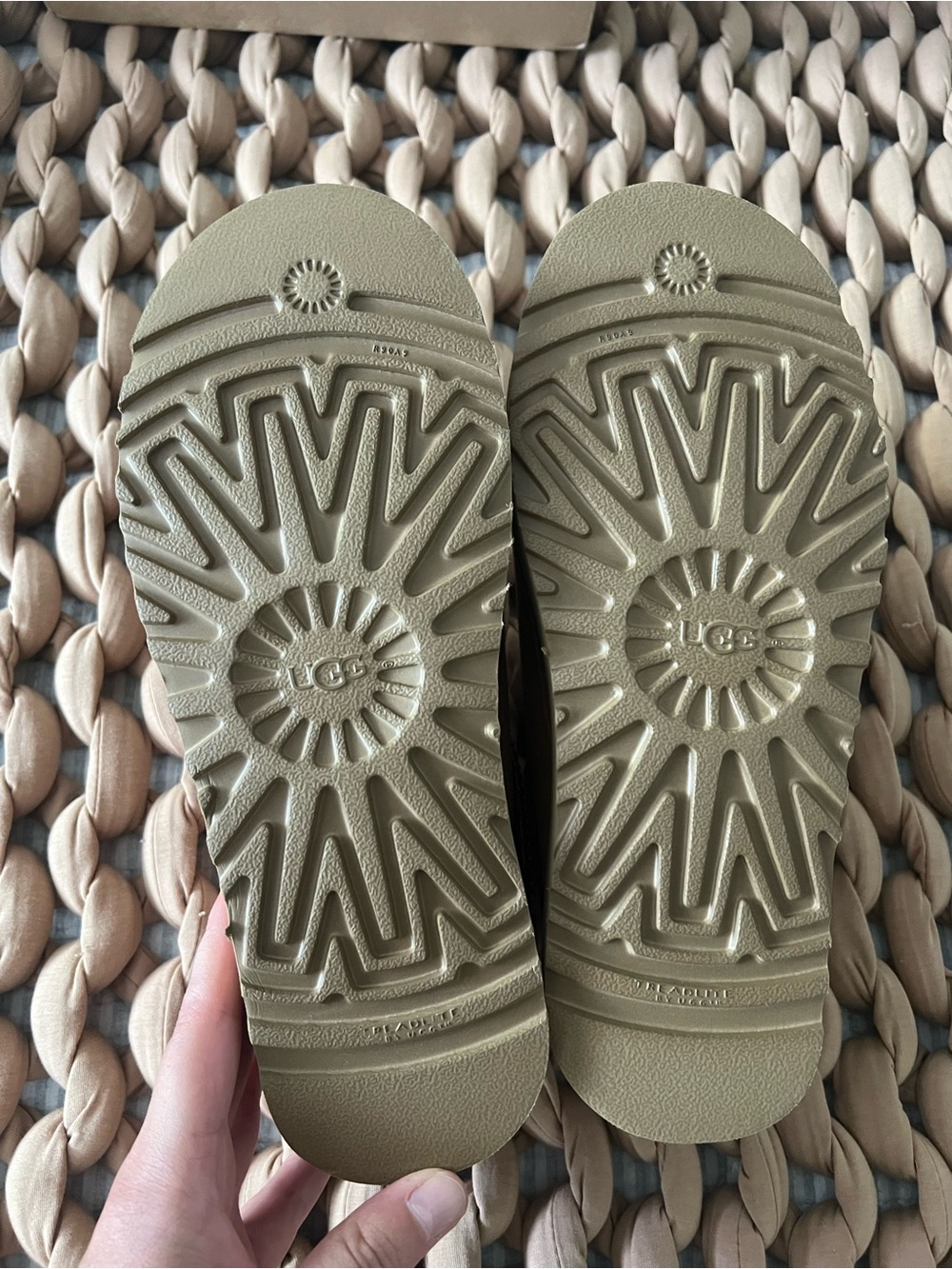 UGG Chestnut Mule Slippers with Red Trim - Picture 5 of 6